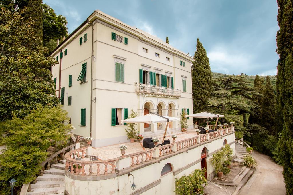 Villa Alta - Residenza D'Epoca Con Piscina 圣朱利亚诺-泰尔梅 外观 照片